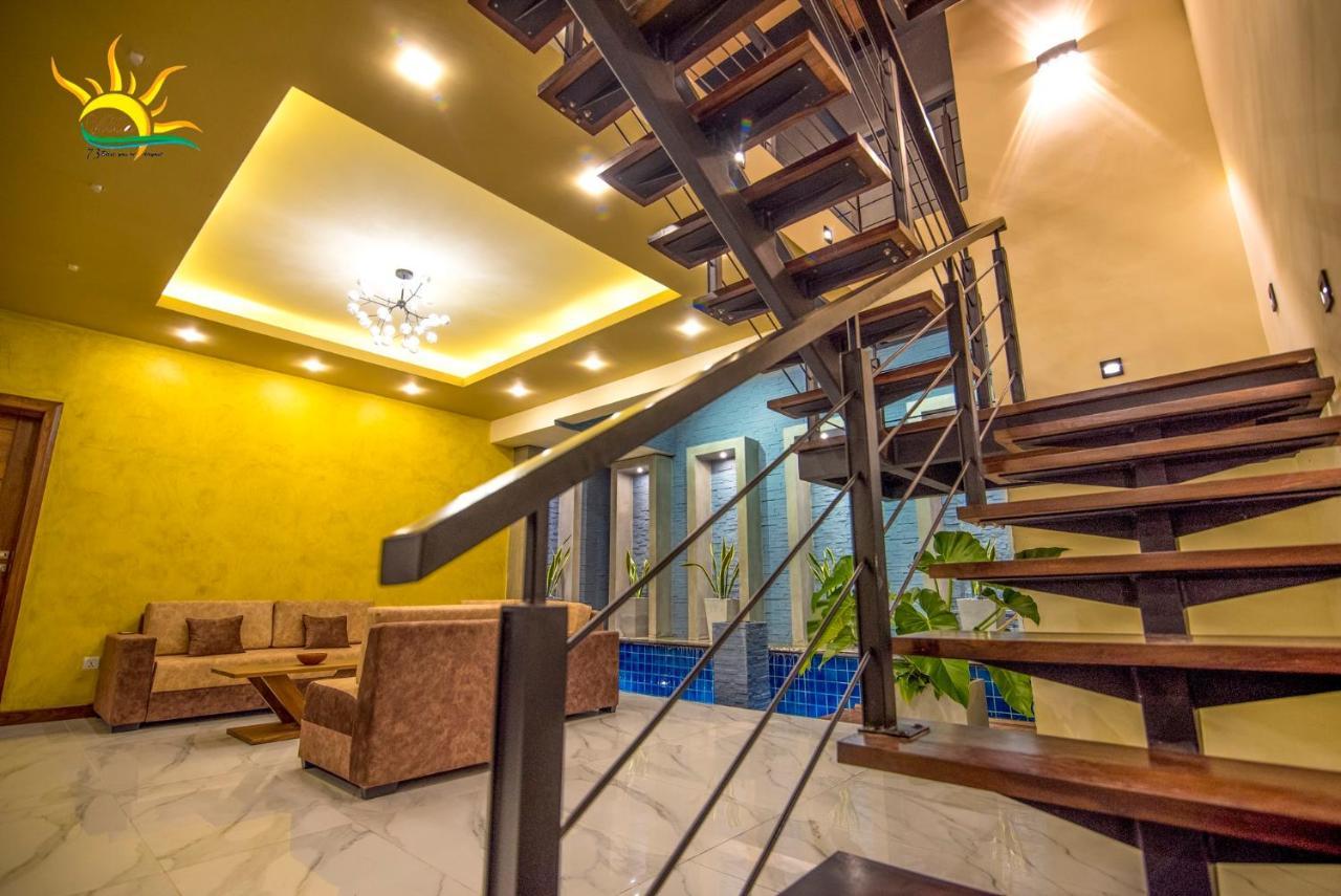 73 Hotel 5*