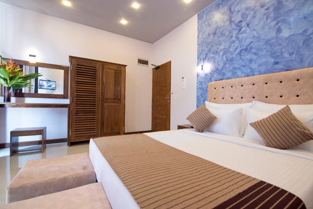 Hotel 73