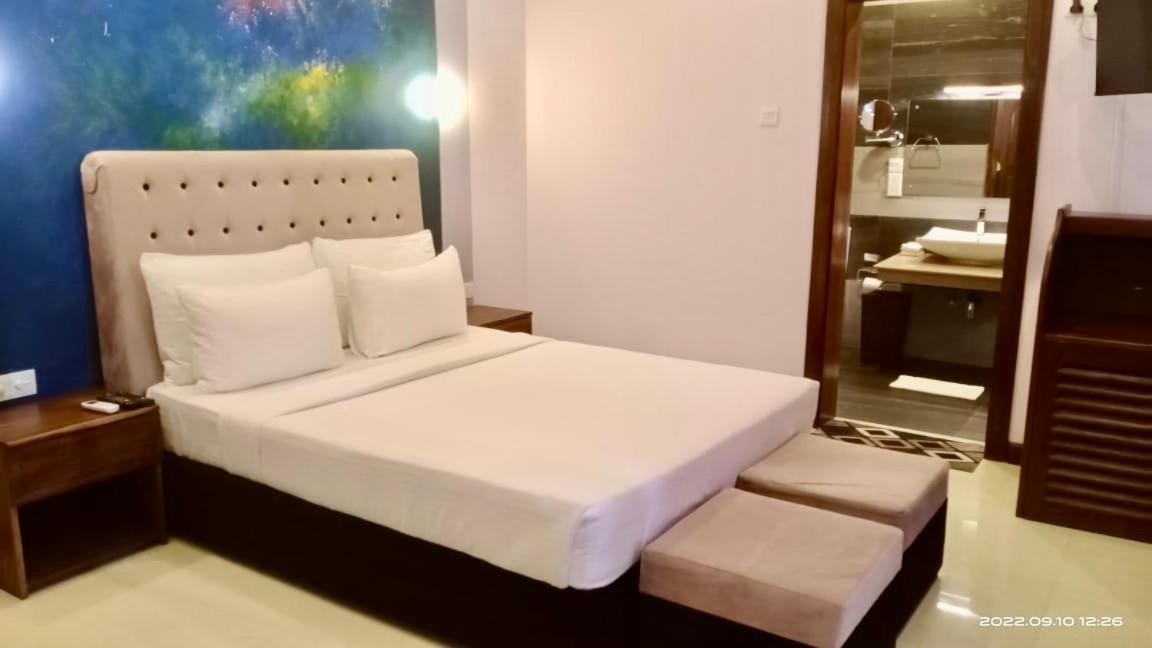 73 Hotel 5*